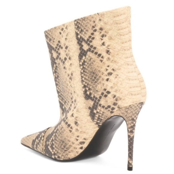 🖤🔹️Good American 🔹️Slouchy Snakeskin Stiletto Ankle Boots - Picture 6 of 6